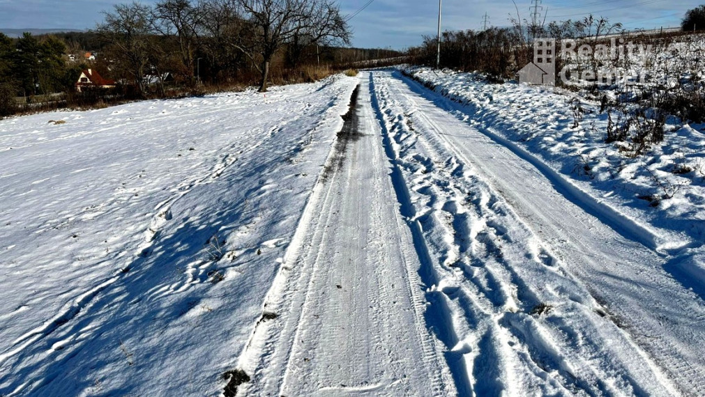Predaj lukratívneho pozemku 2000m2, Mlynárka 4km od RS