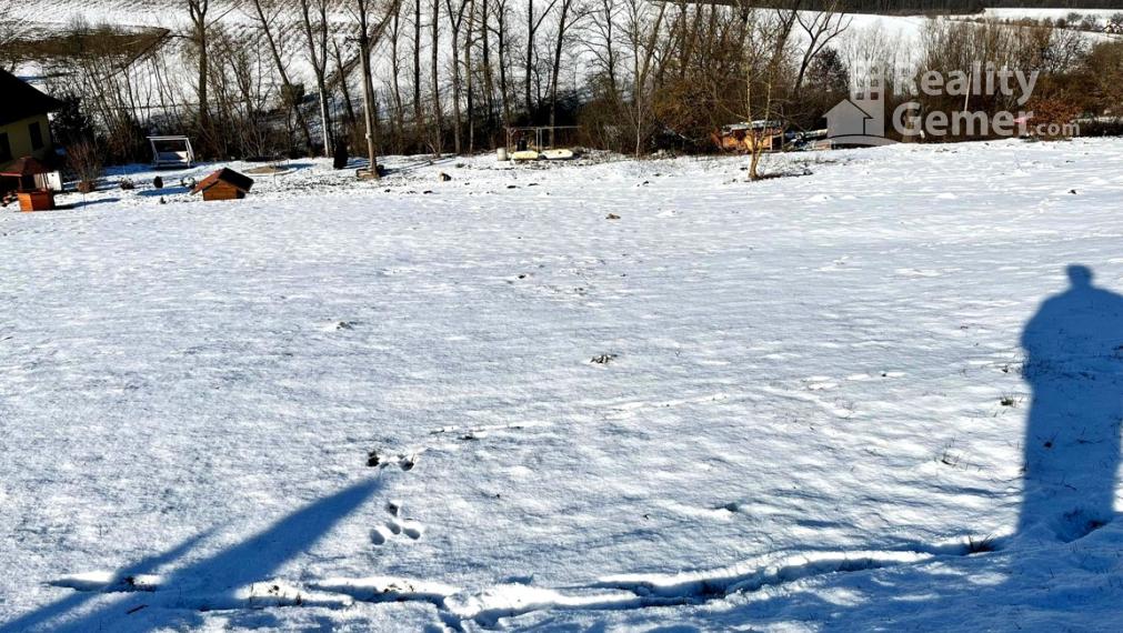 Predaj lukratívneho pozemku 2000m2, Mlynárka 4km od RS