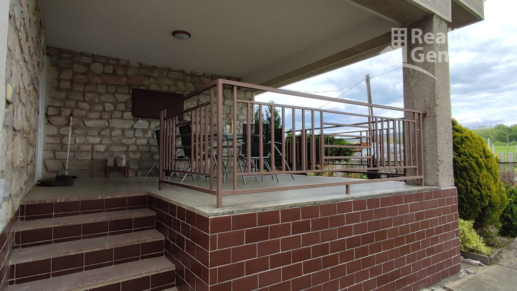 5 izbový rodinný dom - Čerenčany