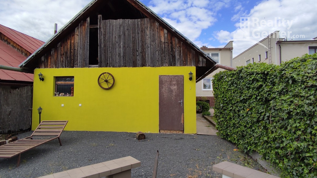 5 izbový rodinný dom - Čerenčany