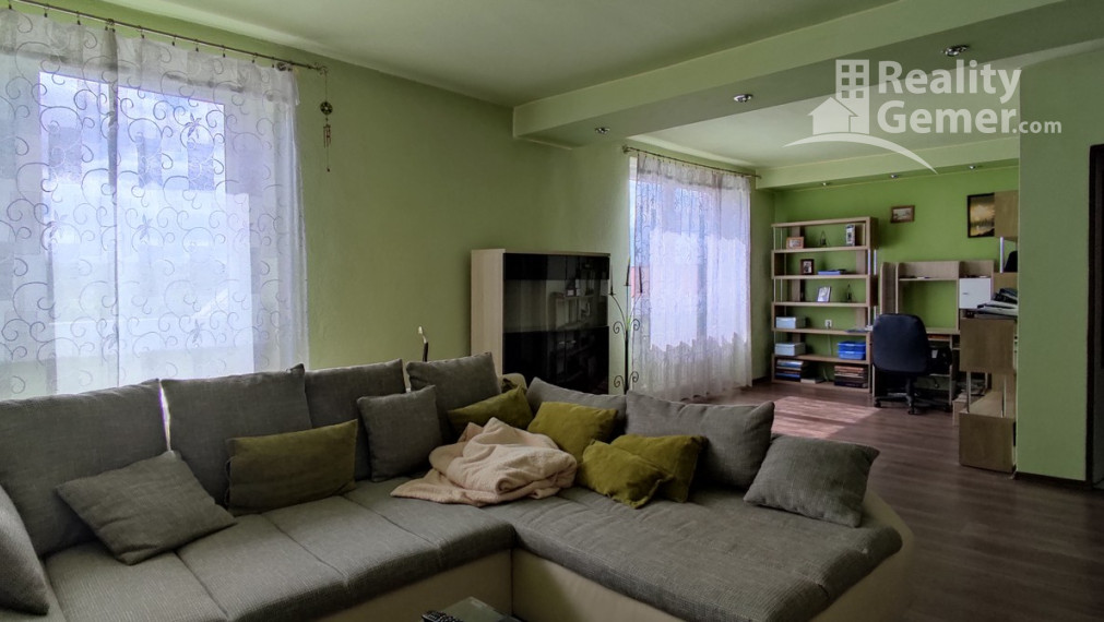 5 izbový rodinný dom - Čerenčany