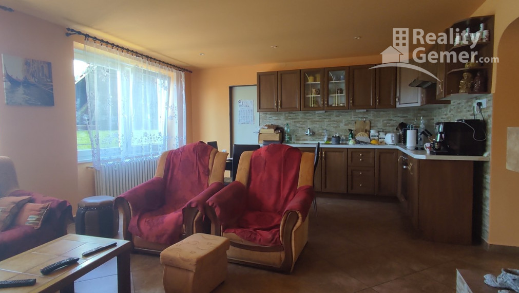 5 izbový rodinný dom - Čerenčany