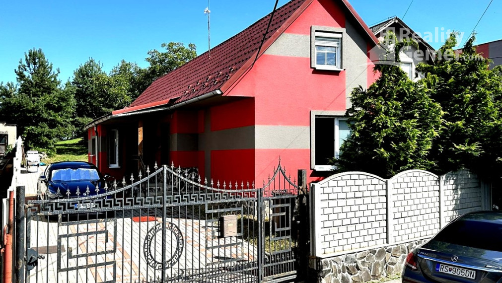 ZNÍŽENÁ CENA o 10000eur  !!! Predaj slnečného 4izb. rodinného domu v obci Nižná Pokoradz.