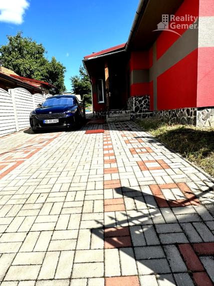 ZNÍŽENÁ CENA o 10000eur  !!! Predaj slnečného 4izb. rodinného domu v obci Nižná Pokoradz.