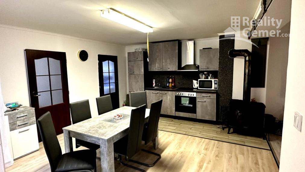 ZNÍŽENÁ CENA o 10000eur  !!! Predaj slnečného 4izb. rodinného domu v obci Nižná Pokoradz.