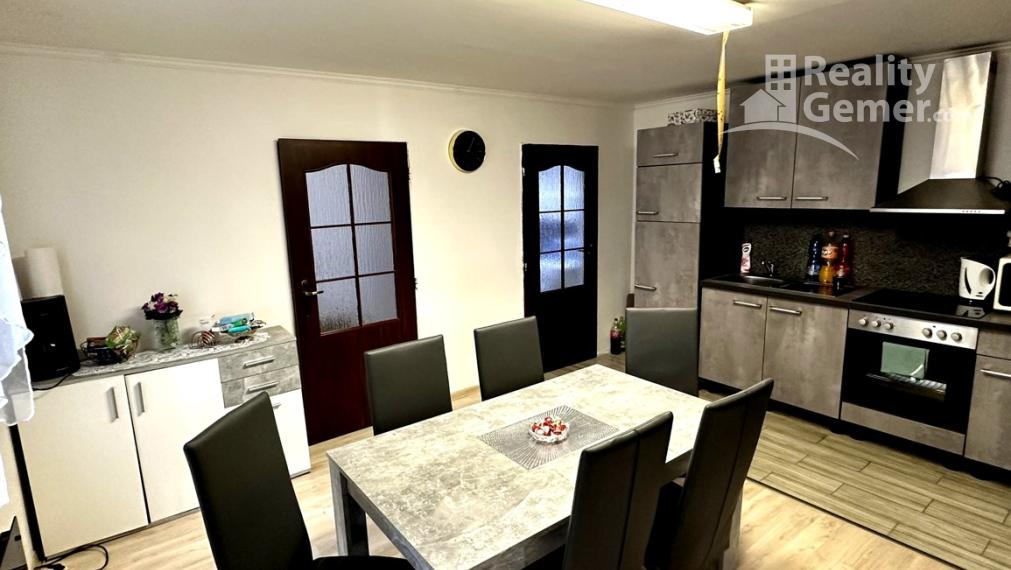 ZNÍŽENÁ CENA o 10000eur  !!! Predaj slnečného 4izb. rodinného domu v obci Nižná Pokoradz.