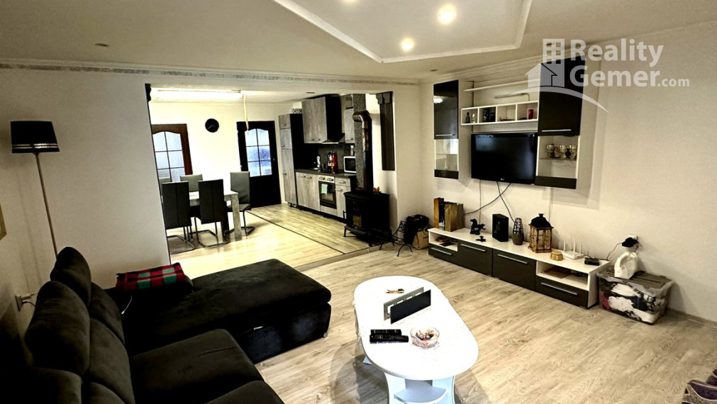 ZNÍŽENÁ CENA o 10000eur  !!! Predaj slnečného 4izb. rodinného domu v obci Nižná Pokoradz.