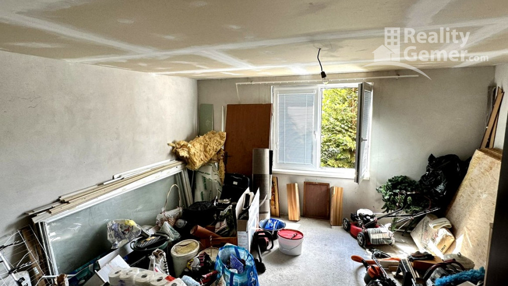 ZNÍŽENÁ CENA o 10000eur  !!! Predaj slnečného 4izb. rodinného domu v obci Nižná Pokoradz.