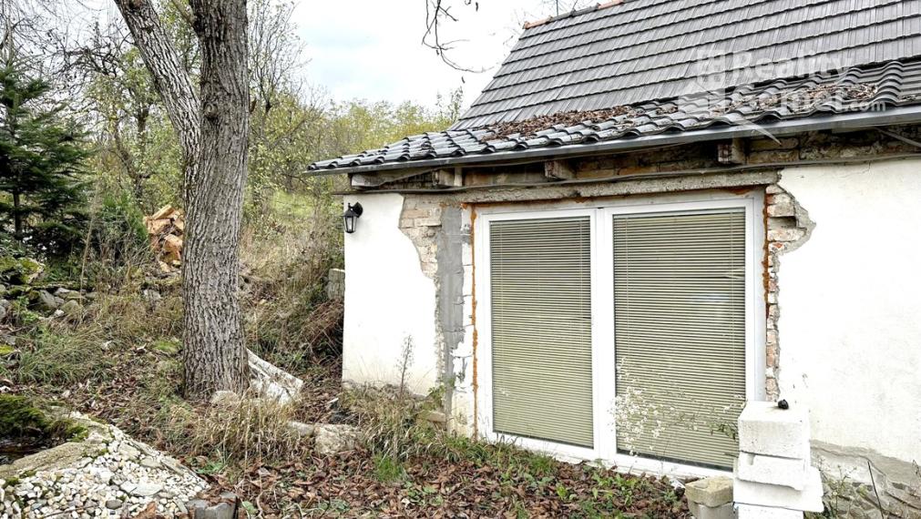 Výrazná zľava !!!! Predaj Dvoch Rodinných domov v obci Padarovce.