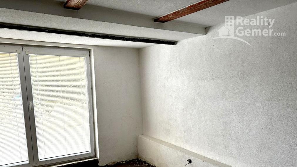 Výrazná zľava !!!! Predaj Dvoch Rodinných domov v obci Padarovce.