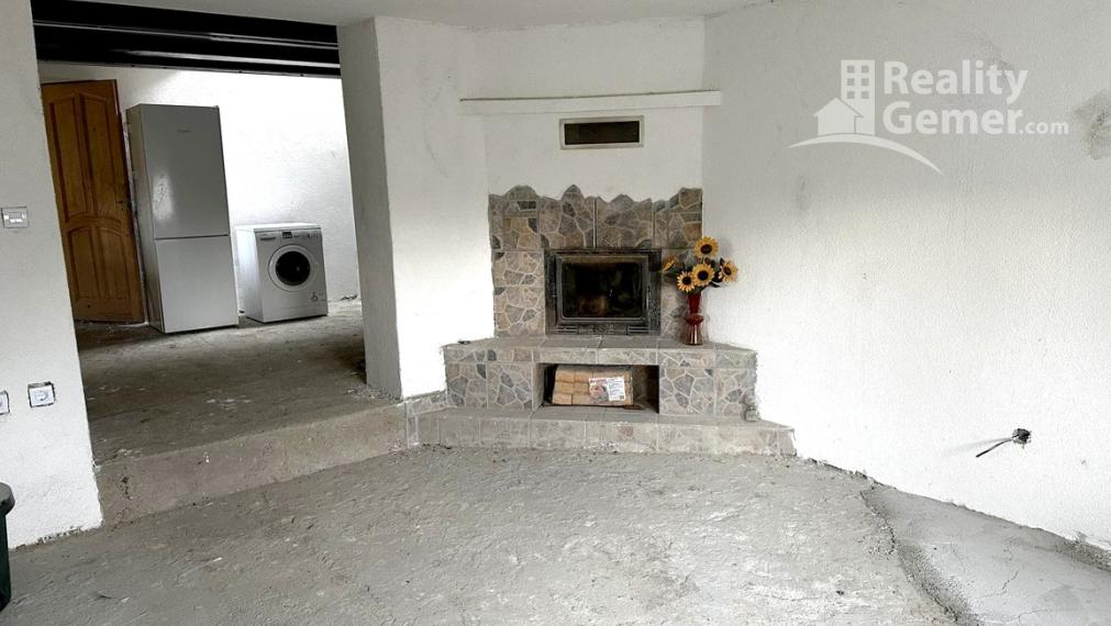 Výrazná zľava !!!! Predaj Dvoch Rodinných domov v obci Padarovce.