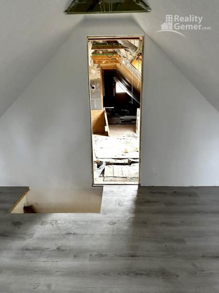 Výrazná zľava !!!! Predaj Dvoch Rodinných domov v obci Padarovce.