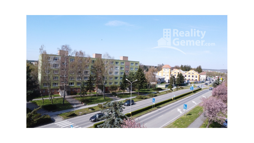 REZERVOVANÉ - 4 izbový byt 104 m2 - ul. Malohontská