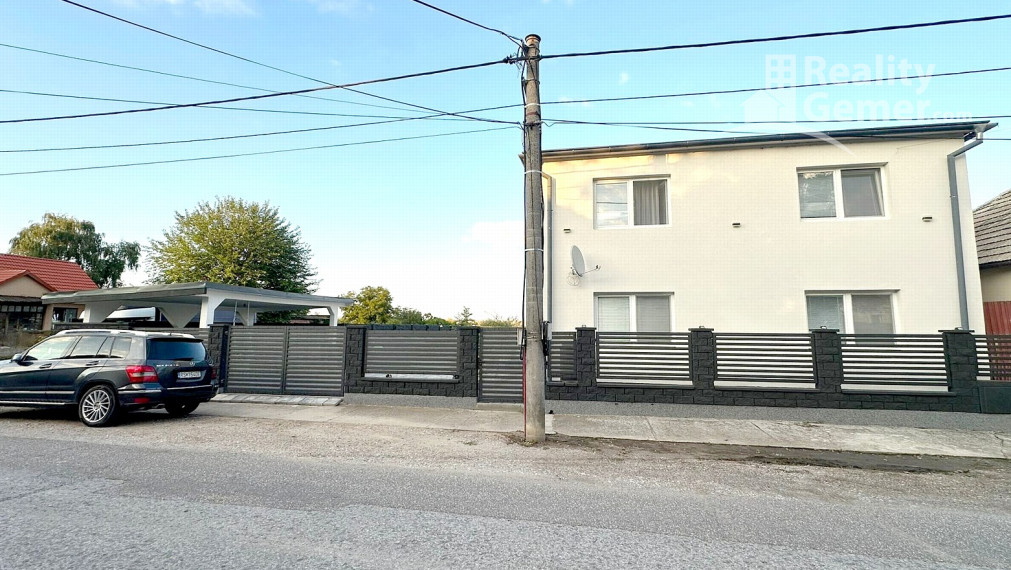 Predaj luxusného rodinného domu v obci Jesenské okr. Rim.Sobota