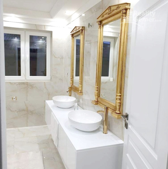 Predaj luxusného rodinného domu v obci Jesenské okr. Rim.Sobota