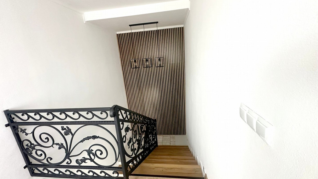 Predaj luxusného rodinného domu v obci Jesenské okr. Rim.Sobota