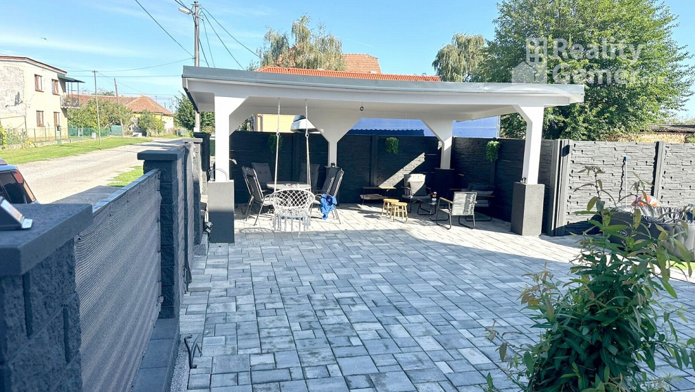 Predaj luxusného rodinného domu v obci Jesenské okr. Rim.Sobota