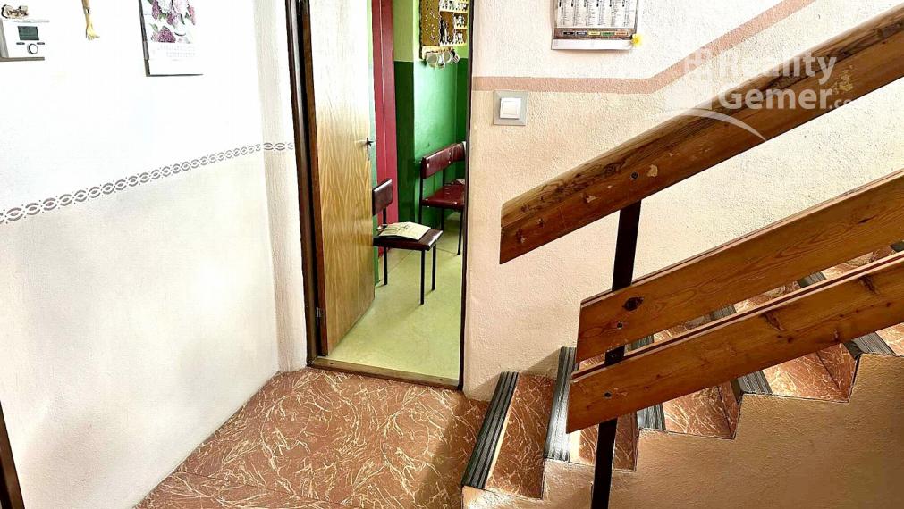 Nová ponuka !!! Predaj 4izb rod. domu vo vyhľadávanej lokalite Čerenčany 5km od RS.