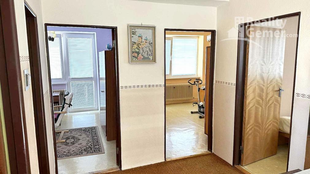 Nová ponuka !!! Predaj 4izb rod. domu vo vyhľadávanej lokalite Čerenčany 5km od RS.