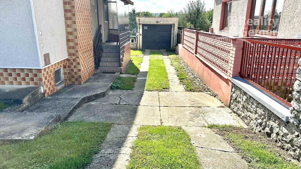 Nová ponuka !!! Predaj 4izb rod. domu vo vyhľadávanej lokalite Čerenčany 5km od RS.