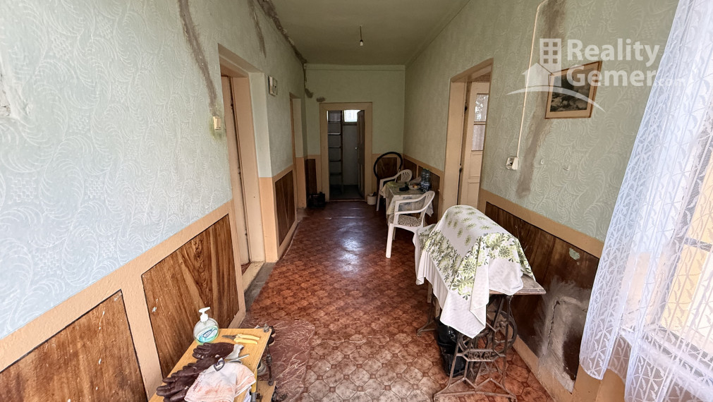 Rodinný dom - Zacharovce