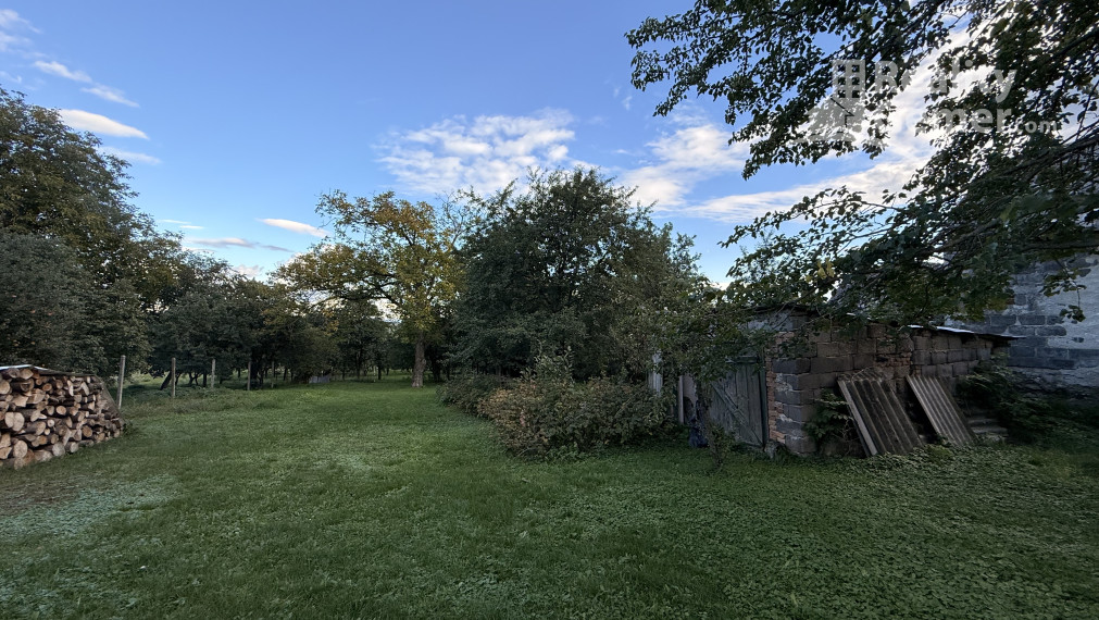 Rodinný dom - Zacharovce