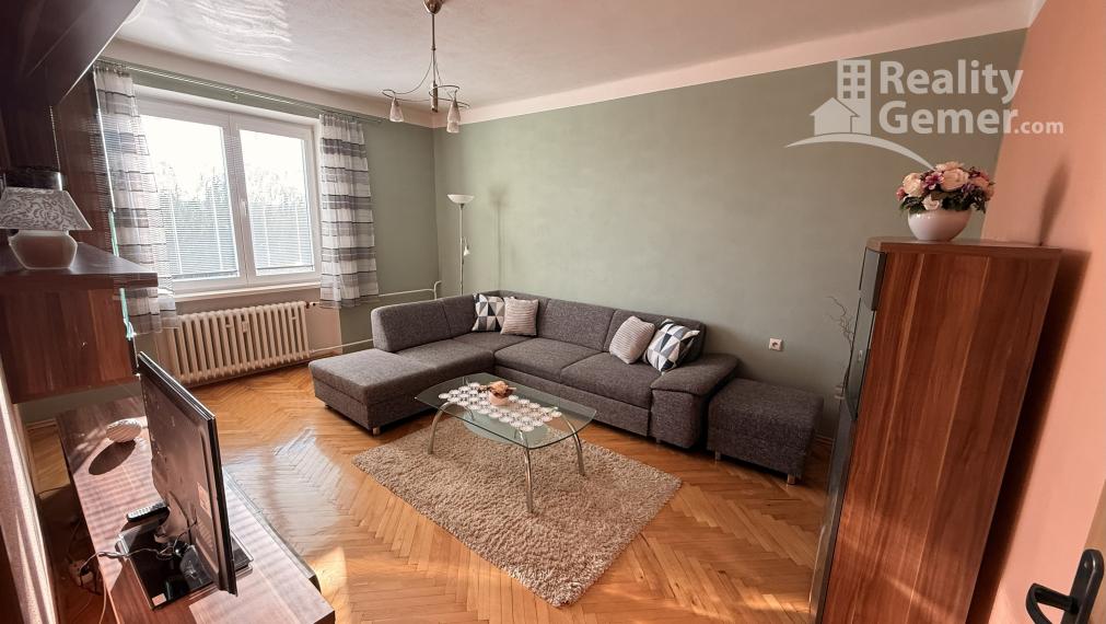 2 - izbový byt Školská ulica