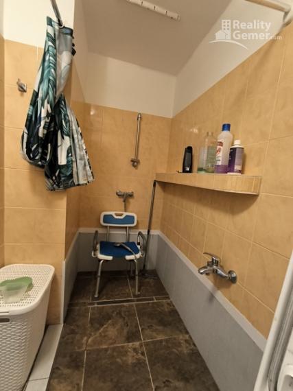 3 izbový byt ul. Dobšinského - Rimavská Sobota