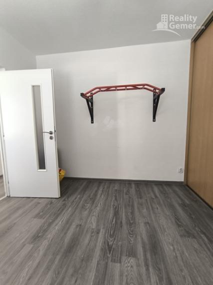 3 izbový byt ul. Dobšinského - Rimavská Sobota