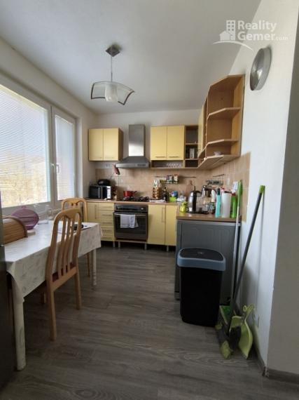 3 izbový byt ul. Dobšinského - Rimavská Sobota