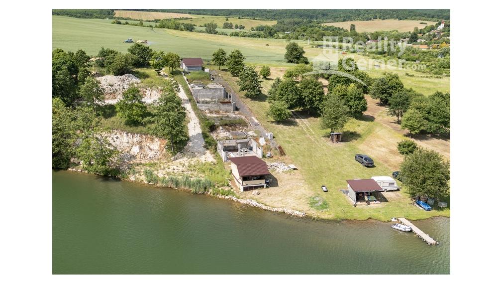 Pozemok pri vodnej nádrži Teplý Vrch