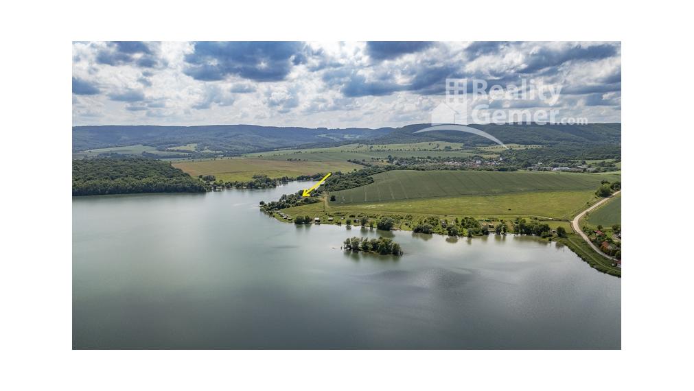 Pozemok pri vodnej nádrži Teplý Vrch