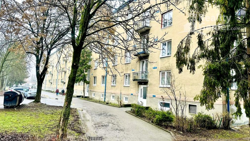 Prenájom 3 izb. bytu Nám. Š. M. Daxnera