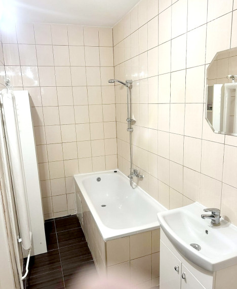 Prenájom 3 izb. bytu Nám. Š. M. Daxnera