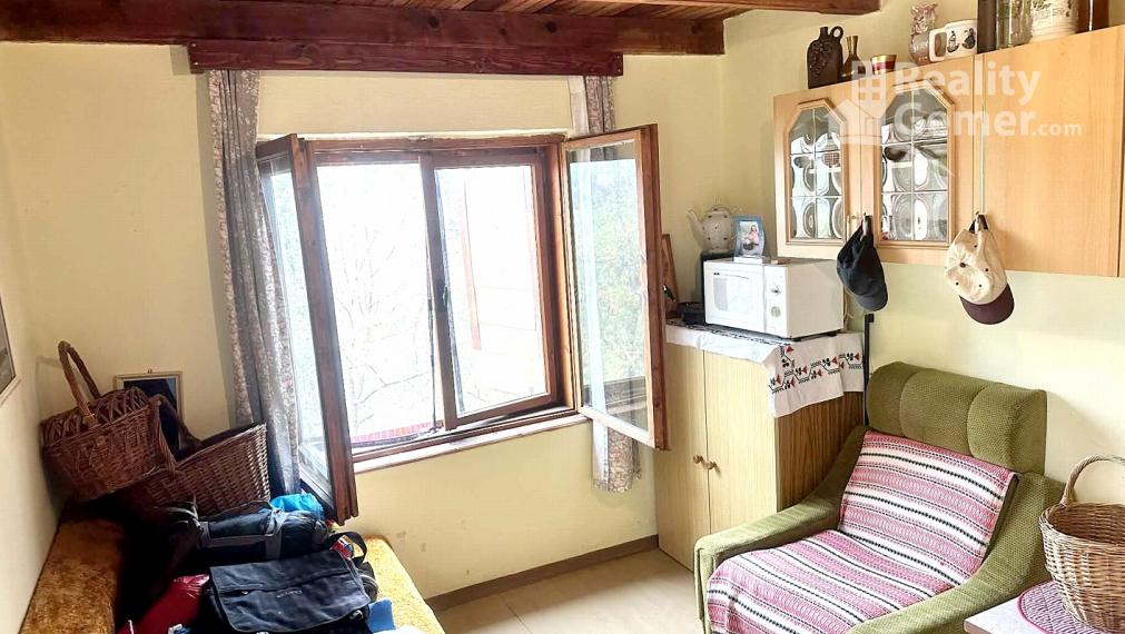 Predaj slnečnej záhradnej chatky Nižná Pokoradz časť (Araňoš)