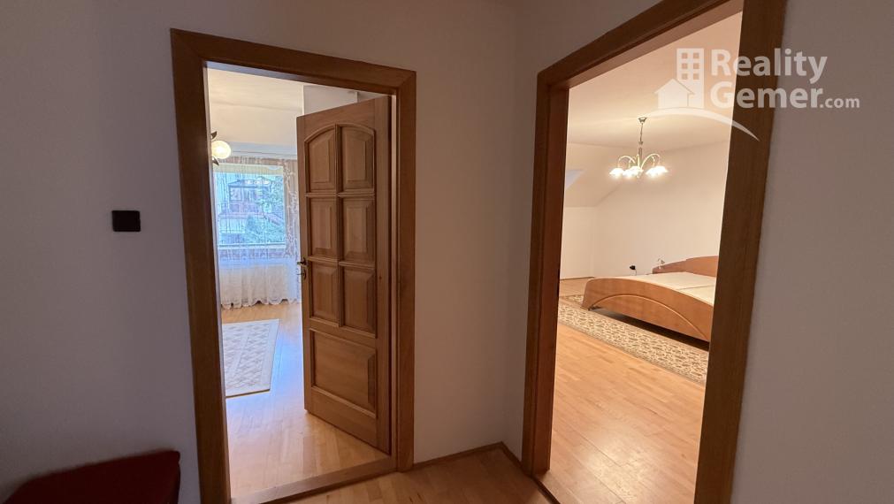 KOMFORTNÝ DOM K OKAMŽITÉMU NASŤAHOVANIU PRIAMO V CENTRE MESTA