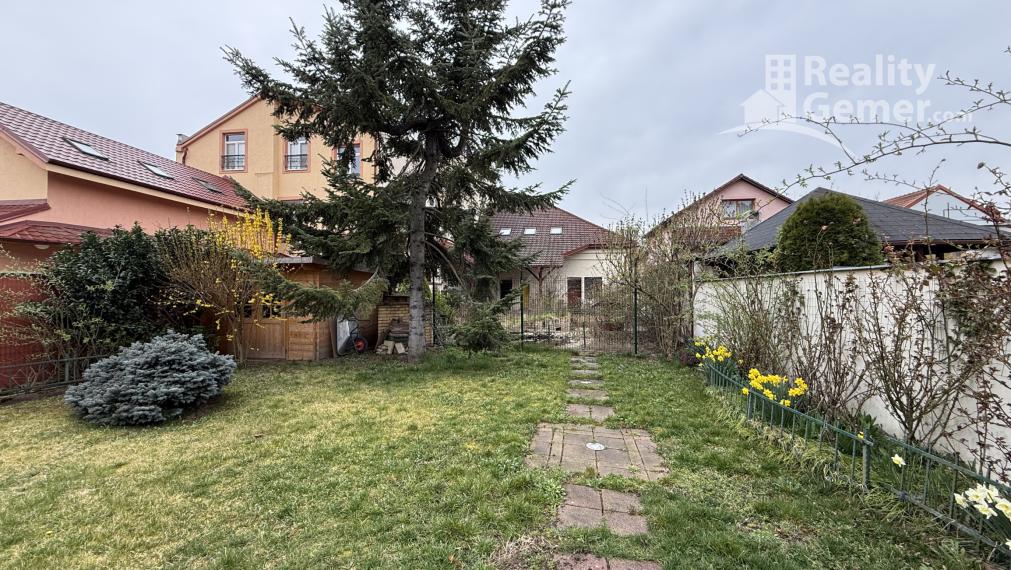 KOMFORTNÝ DOM K OKAMŽITÉMU NASŤAHOVANIU PRIAMO V CENTRE MESTA