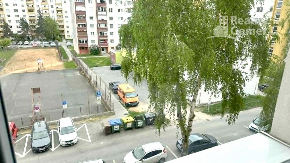 Predaj Slnečného 3 izb. bytu s loggiou na ul. T. Vansovej