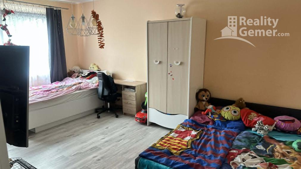 Predaj Slnečného 3 izb. bytu s loggiou na ul. T. Vansovej