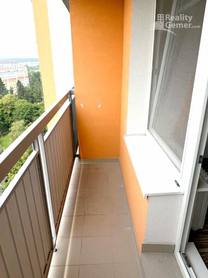 Predaj útulnej , slnečnej Garsónky s loggiou v centre mesta ul. Malohontská