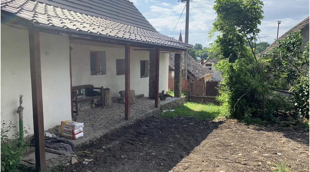 Výrazná zľava !!!! Predaj Dvoch Rodinných domov v obci Padarovce.