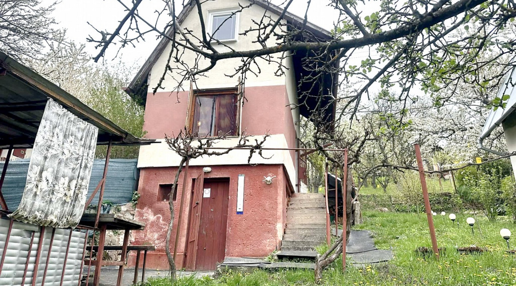 Predaj slnečnej záhradnej chatky Nižná Pokoradz časť (Araňoš)