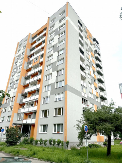Predaj útulnej , slnečnej Garsónky s loggiou v centre mesta ul. Malohontská
