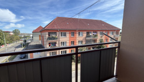 2 - izbový byt Školská s loggiou - vrátane zariadenia - fotografia 11