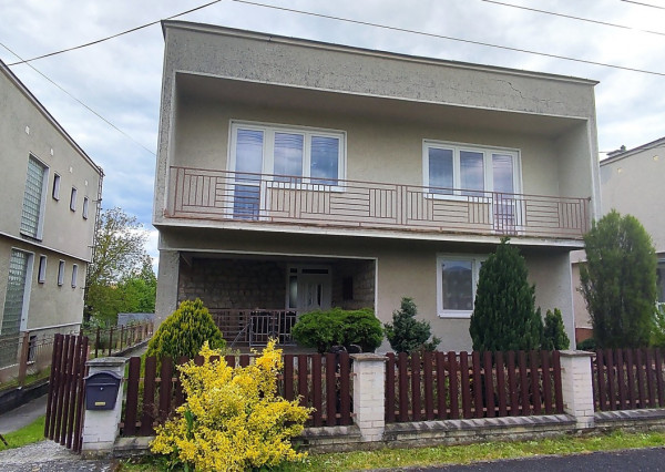 5 izbový rodinný dom - Čerenčany