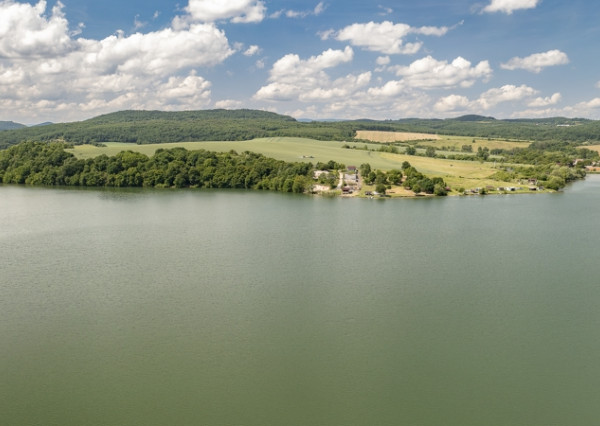 Pozemok pri vodnej nádrži Teplý Vrch
