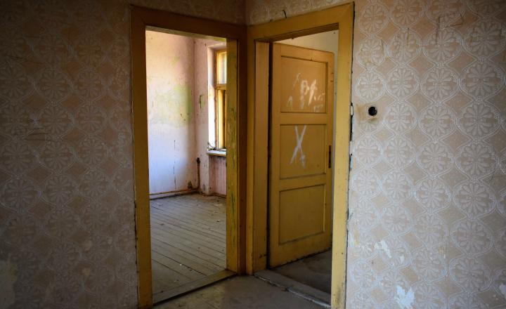 Polyfunkčný objekt v Hrnčiarskych Zalužanoch - fotografia 15