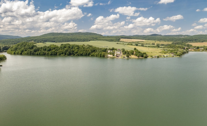 Pozemok pri vodnej nádrži Teplý Vrch